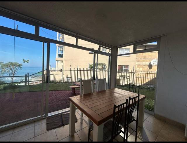 2 BEDROOM APARTMENT FOR SALE IN MARGATE BEACH